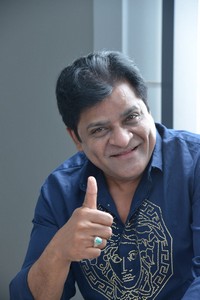 Ali interview Photos( F3 Movie )